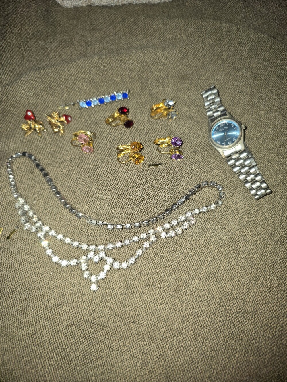 Vintage Accessory Lot: Avon Clip Earrings, Necklace & Willow Bay Watch